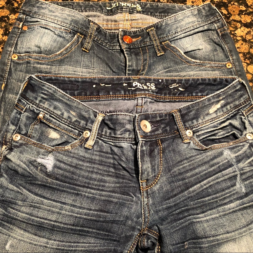 Express jeans 2 Pairs size 4